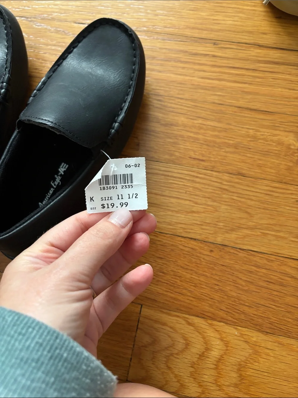 NWT American Eagle Outfitters Kids Black Slip-On Moccasin Loafers